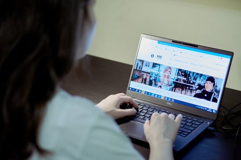 Иллюстрация к новости: 5 специализаций ФКН ВШЭ теперь доступны на платформе Вышки